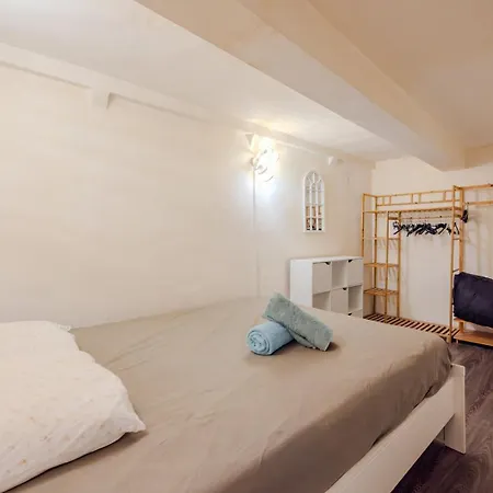 L'Unique - Duplex Sous Les Toits, 5 Min Du Port * Toulon
