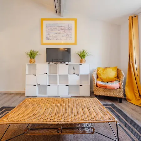 L'Unique - Duplex Sous Les Toits, 5 Min Du Port