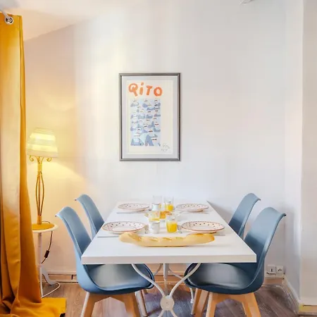 L'Unique - Duplex Sous Les Toits, 5 Min Du Port Apartment *